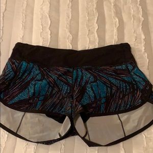 Lululemon speed up short